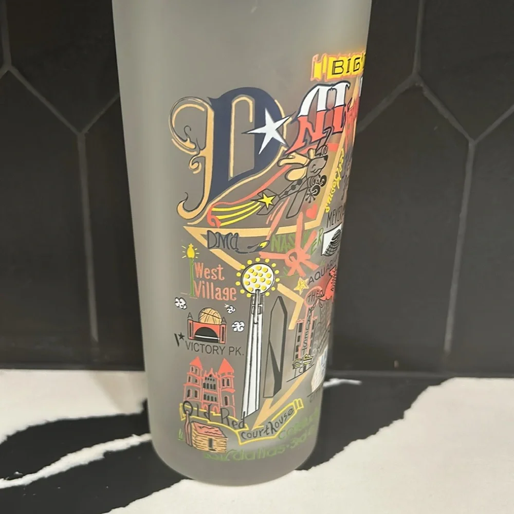 Cat Studio Dallas Frosted Drinking Glass
